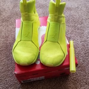 Puma fierce highlighter yellow sz 7